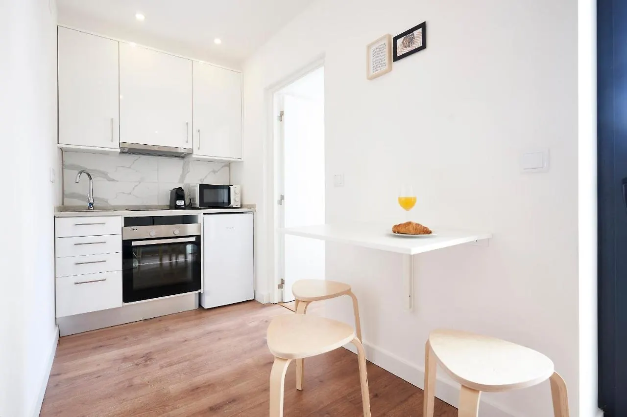 Altido Modern Apartments In Lapa, Nearby Iseg Lisbon