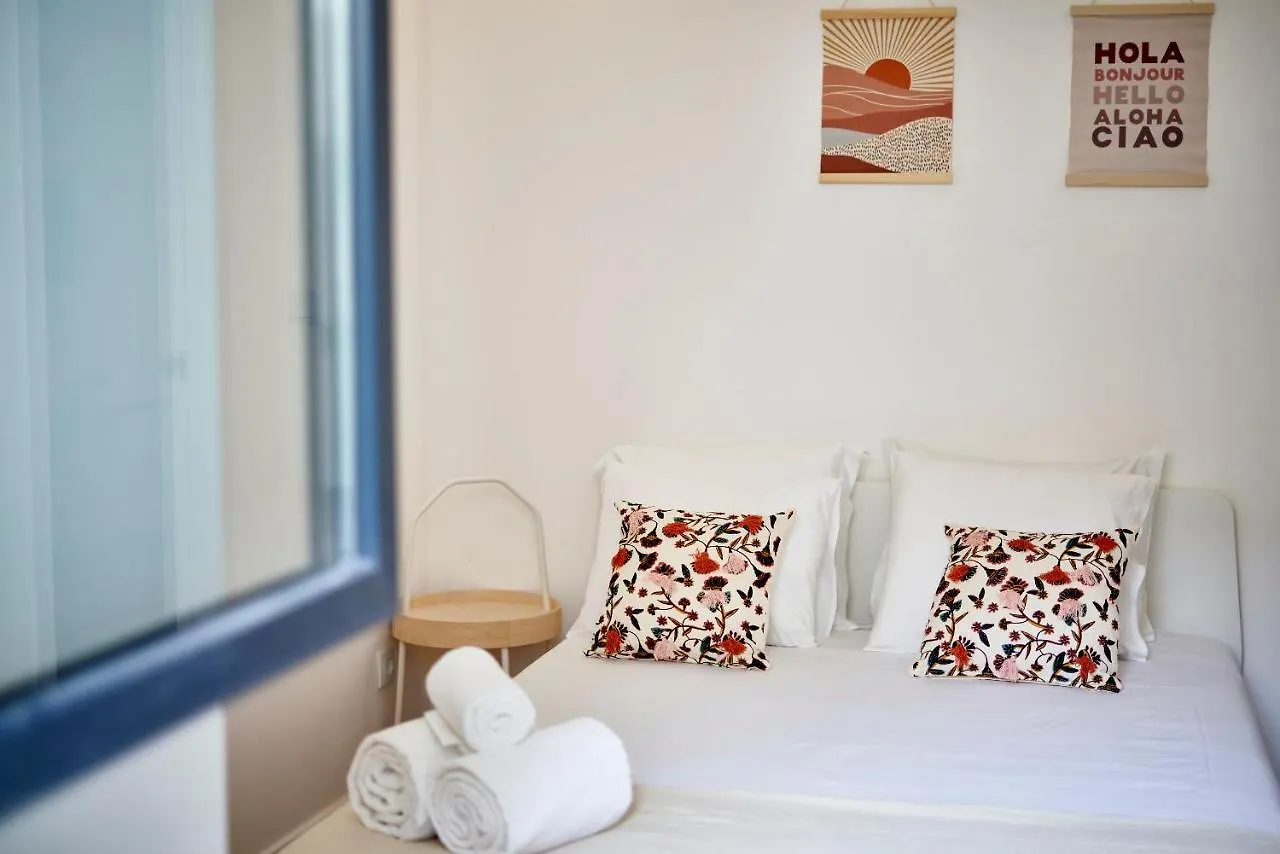 Altido Modern Apartments In Lapa, Nearby Iseg Lisbon