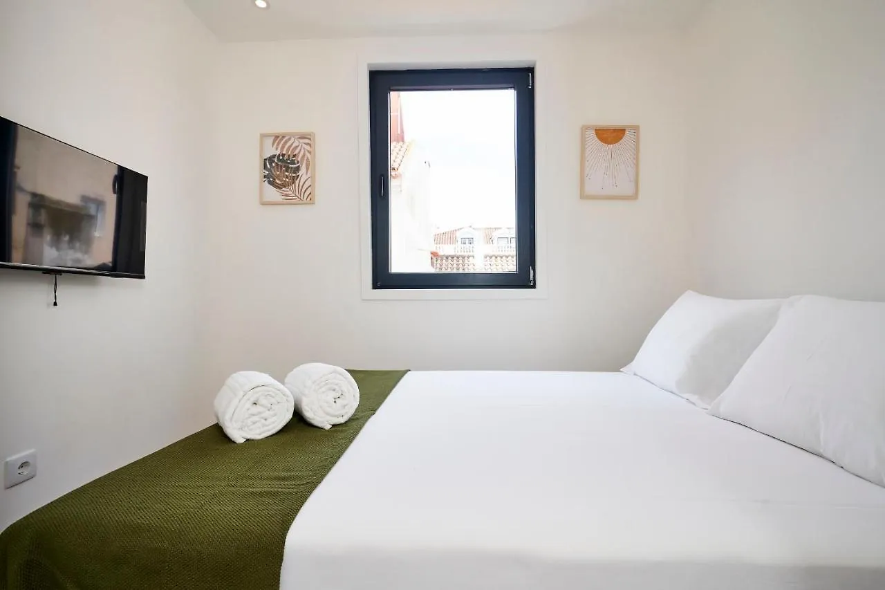 Altido Modern Apartments In Lapa, Nearby Iseg Lisbon 0*,